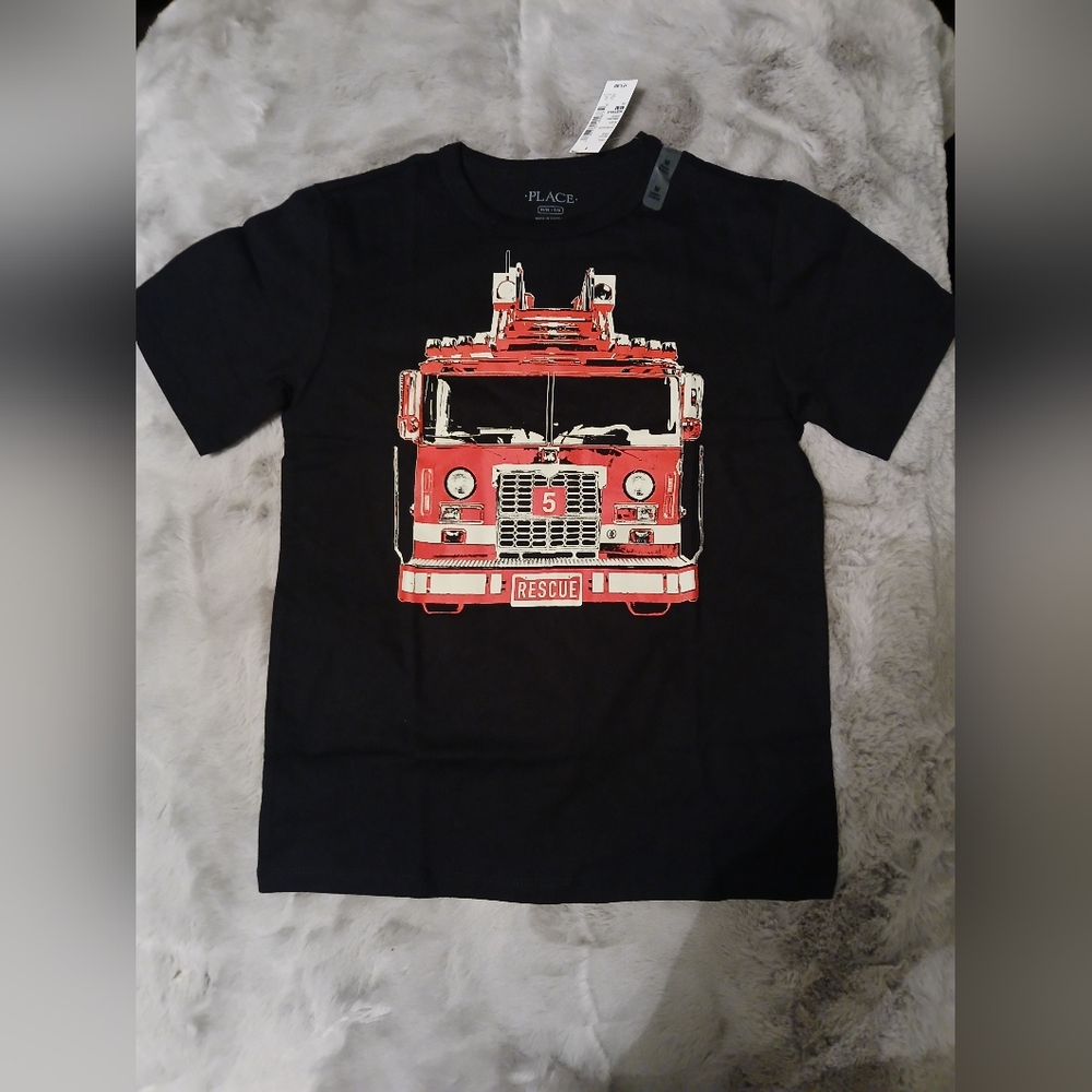The childrens place graphic tee